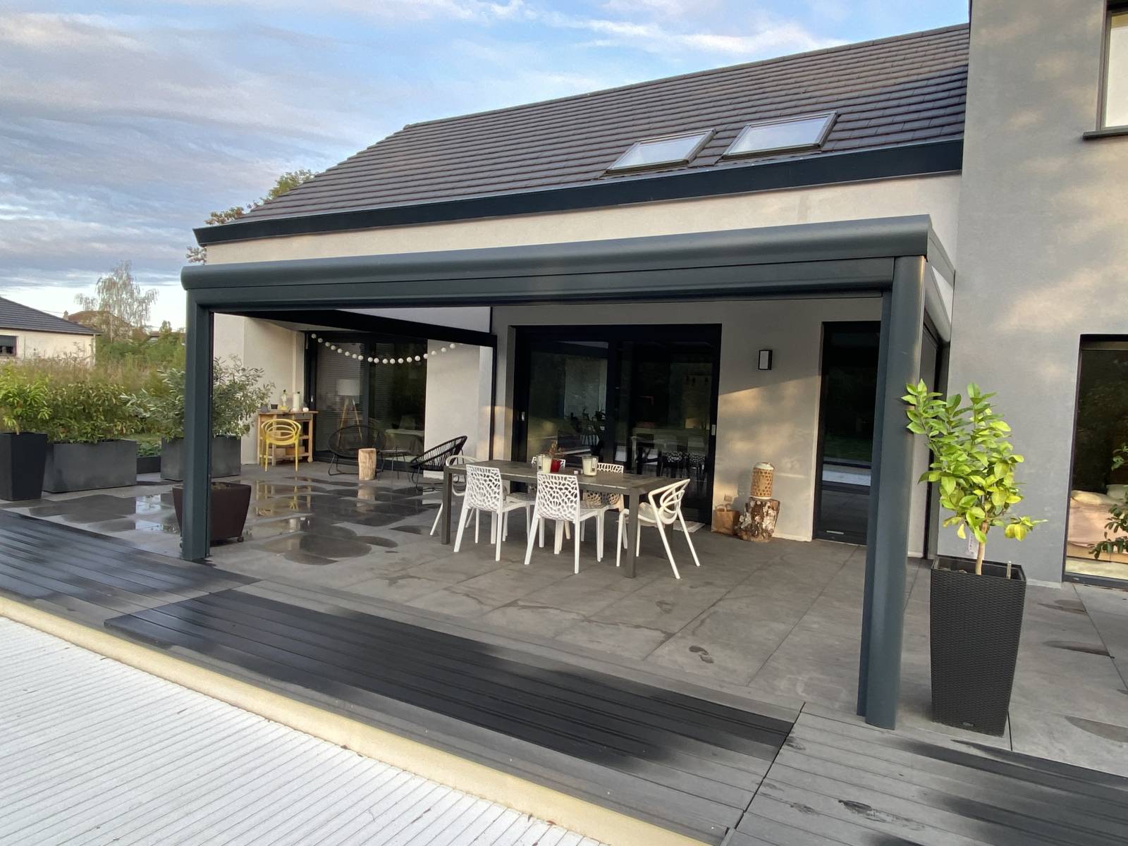 Pergola à Toit 1 Pan Luminium avec Stores de Toit dans le département du 89